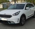 Белый Киа Niro, объемом двигателя 1.6 л и пробегом 98 тыс. км за 12400 $, фото 13 на Automoto.ua