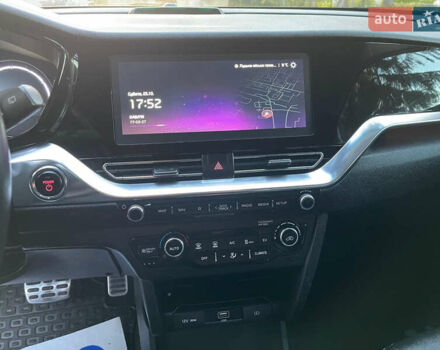 Киа Niro 2020 в Луцке на Automoto.ua Белый Киа Niro, объемом двигателя 0 л и пробегом 148 тыс. км за 19900 $, фото 20 на Automoto.ua