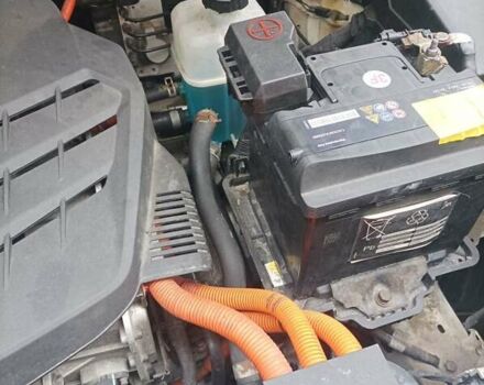 Белый Киа Niro, объемом двигателя 0 л и пробегом 200 тыс. км за 19000 $, фото 19 на Automoto.ua