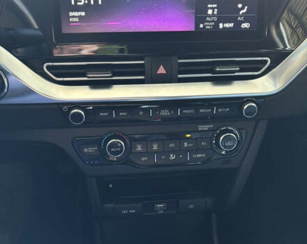 Белый Киа Niro, объемом двигателя 0 л и пробегом 117 тыс. км за 20066 $, фото 13 на Automoto.ua