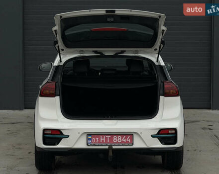 Белый Киа Niro, объемом двигателя 0 л и пробегом 172 тыс. км за 17500 $, фото 23 на Automoto.ua
