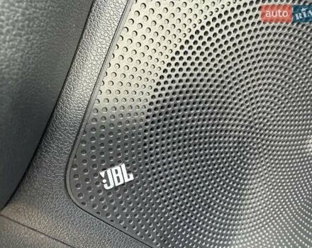 Белый Киа Niro, объемом двигателя 1.58 л и пробегом 200 тыс. км за 18600 $, фото 18 на Automoto.ua