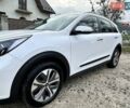 Білий Кіа Niro, об'ємом двигуна 0 л та пробігом 147 тис. км за 18800 $, фото 25 на Automoto.ua