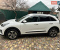Белый Киа Niro, объемом двигателя 0 л и пробегом 116 тыс. км за 21000 $, фото 2 на Automoto.ua