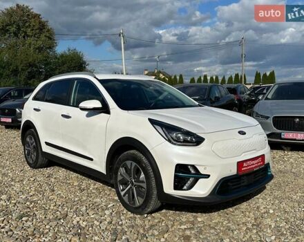 Білий Кіа Niro, об'ємом двигуна 0 л та пробігом 62 тис. км за 24400 $, фото 21 на Automoto.ua