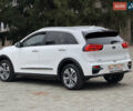 Білий Кіа Niro, об'ємом двигуна 0 л та пробігом 141 тис. км за 19499 $, фото 12 на Automoto.ua