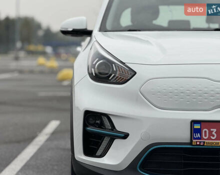 Киа Niro 2020 в Киеве на Automoto.ua Белый Киа Niro, объемом двигателя 0 л и пробегом 171 тыс. км за 18300 $, фото 10 на Automoto.ua