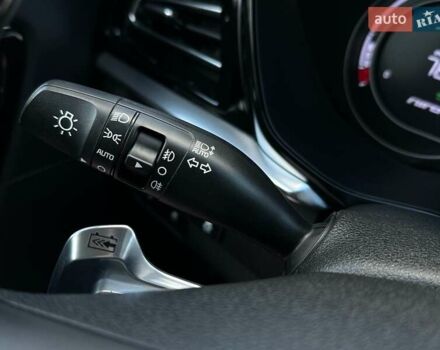 Білий Кіа Niro, об'ємом двигуна 0 л та пробігом 62 тис. км за 24400 $, фото 40 на Automoto.ua