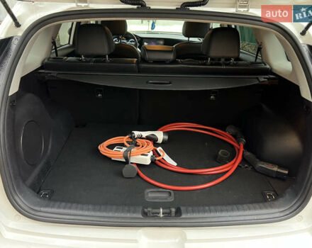 Белый Киа Niro, объемом двигателя 0 л и пробегом 116 тыс. км за 21000 $, фото 16 на Automoto.ua