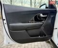 Білий Кіа Niro, об'ємом двигуна 0 л та пробігом 89 тис. км за 18950 $, фото 44 на Automoto.ua