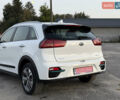 Киа Niro 2020 в Новой Ушице на Automoto.ua Белый Киа Niro, объемом двигателя 0 л и пробегом 152 тыс. км за 18500 $, фото 5 на Automoto.ua