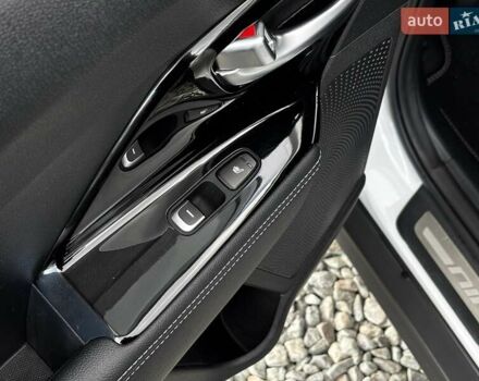 Киа Niro 2020 в Львове на Automoto.ua Белый Киа Niro, объемом двигателя 0 л и пробегом 95 тыс. км за 20450 $, фото 27 на Automoto.ua