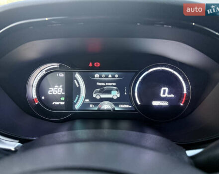 Белый Киа Niro, объемом двигателя 0 л и пробегом 130 тыс. км за 20999 $, фото 19 на Automoto.ua