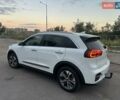 Белый Киа Niro, объемом двигателя 0 л и пробегом 129 тыс. км за 18950 $, фото 1 на Automoto.ua