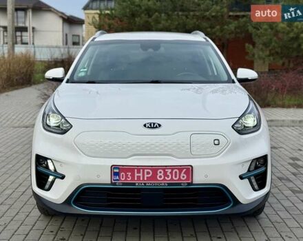 Білий Кіа Niro, об'ємом двигуна 0 л та пробігом 89 тис. км за 18950 $, фото 5 на Automoto.ua