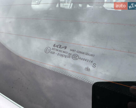 Киа Niro 2020 в Киеве на Automoto.ua Белый Киа Niro, объемом двигателя 0 л и пробегом 171 тыс. км за 18300 $, фото 56 на Automoto.ua