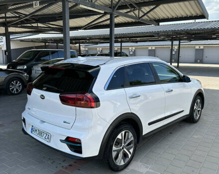 Белый Киа Niro, объемом двигателя 0 л и пробегом 103 тыс. км за 21200 $, фото 6 на Automoto.ua
