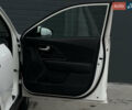 Белый Киа Niro, объемом двигателя 0 л и пробегом 172 тыс. км за 17500 $, фото 37 на Automoto.ua