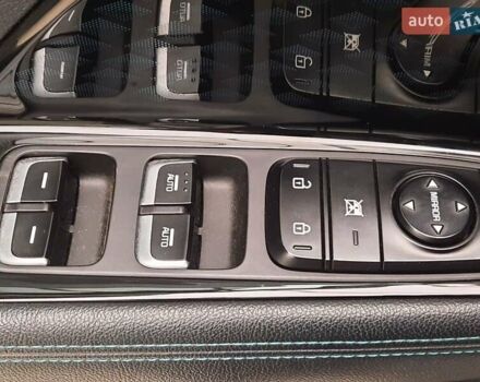 Белый Киа Niro, объемом двигателя 0 л и пробегом 112 тыс. км за 19500 $, фото 15 на Automoto.ua