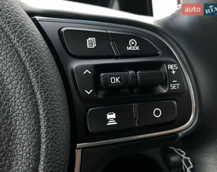 Белый Киа Niro, объемом двигателя 0 л и пробегом 96 тыс. км за 19950 $, фото 44 на Automoto.ua