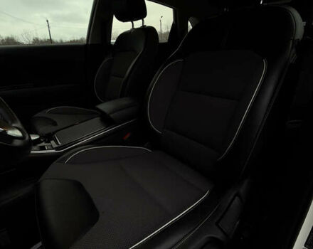 Белый Киа Niro, объемом двигателя 0 л и пробегом 172 тыс. км за 17500 $, фото 57 на Automoto.ua