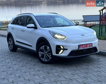 Белый Киа Niro, объемом двигателя 0 л и пробегом 103 тыс. км за 19500 $, фото 19 на Automoto.ua