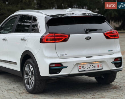 Білий Кіа Niro, об'ємом двигуна 0 л та пробігом 141 тис. км за 19499 $, фото 13 на Automoto.ua