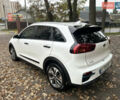 Киа Niro 2020 в Ирпене на Automoto.ua Белый Киа Niro, объемом двигателя 0 л и пробегом 79 тыс. км за 21000 $, фото 14 на Automoto.ua
