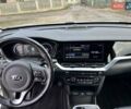 Білий Кіа Niro, об'ємом двигуна 0 л та пробігом 147 тис. км за 18800 $, фото 41 на Automoto.ua