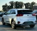 Белый Киа Niro, объемом двигателя 1.6 л и пробегом 136 тыс. км за 17990 $, фото 5 на Automoto.ua