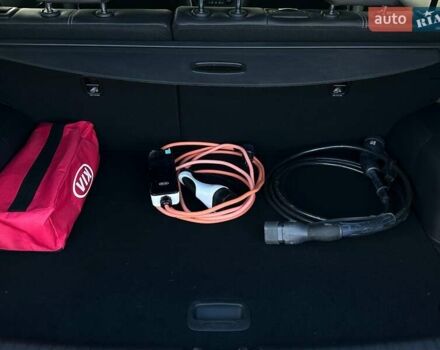 Білий Кіа Niro, об'ємом двигуна 0 л та пробігом 62 тис. км за 24400 $, фото 75 на Automoto.ua