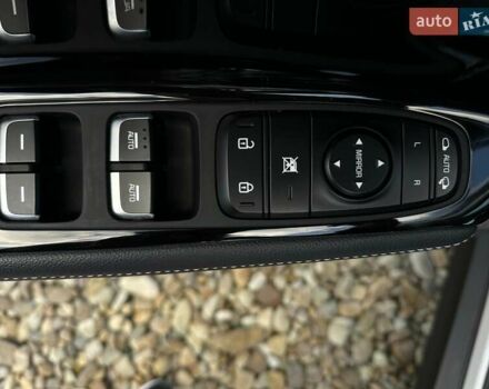 Білий Кіа Niro, об'ємом двигуна 0 л та пробігом 62 тис. км за 24400 $, фото 33 на Automoto.ua