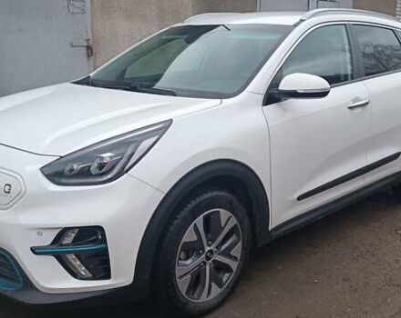 Белый Киа Niro, объемом двигателя 0 л и пробегом 144 тыс. км за 18800 $, фото 27 на Automoto.ua