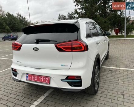 Белый Киа Niro, объемом двигателя 0 л и пробегом 146 тыс. км за 19799 $, фото 10 на Automoto.ua