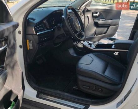 Белый Киа Niro, объемом двигателя 0 л и пробегом 78 тыс. км за 17900 $, фото 15 на Automoto.ua