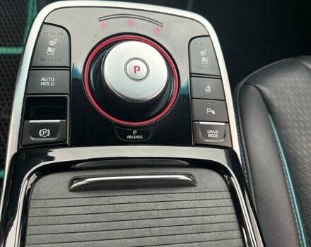 Білий Кіа Niro, об'ємом двигуна 0 л та пробігом 133 тис. км за 20000 $, фото 3 на Automoto.ua