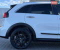 Киа Niro 2020 в Киеве на Automoto.ua Белый Киа Niro, объемом двигателя 0 л и пробегом 151 тыс. км за 19600 $, фото 15 на Automoto.ua