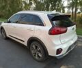 Білий Кіа Niro, об'ємом двигуна 1.6 л та пробігом 32 тис. км за 11300 $, фото 4 на Automoto.ua