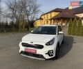 Белый Киа Niro, объемом двигателя 1.58 л и пробегом 200 тыс. км за 18600 $, фото 3 на Automoto.ua