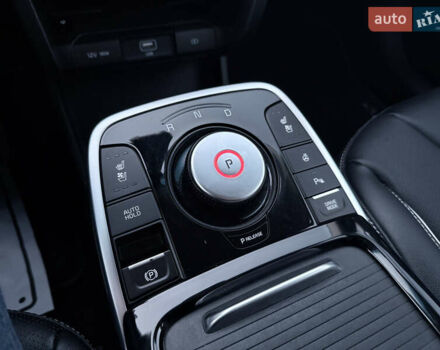 Белый Киа Niro, объемом двигателя 0 л и пробегом 130 тыс. км за 20999 $, фото 24 на Automoto.ua