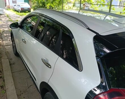Белый Киа Niro, объемом двигателя 0 л и пробегом 120 тыс. км за 21000 $, фото 11 на Automoto.ua
