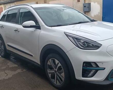 Белый Киа Niro, объемом двигателя 0 л и пробегом 144 тыс. км за 18800 $, фото 23 на Automoto.ua