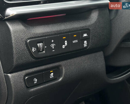 Білий Кіа Niro, об'ємом двигуна 0 л та пробігом 124 тис. км за 20400 $, фото 14 на Automoto.ua