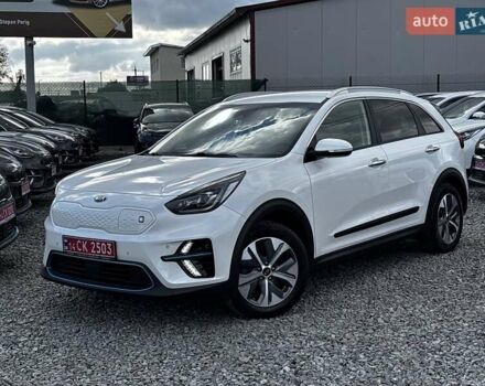 Киа Niro 2020 в Львове на Automoto.ua Белый Киа Niro, объемом двигателя 0 л и пробегом 95 тыс. км за 20450 $, фото 3 на Automoto.ua