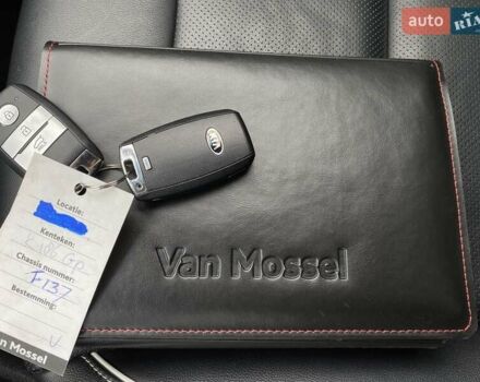 Білий Кіа Niro, об'ємом двигуна 0 л та пробігом 112 тис. км за 22900 $, фото 45 на Automoto.ua