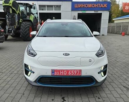 Киа Niro 2020 в Радомышле на Automoto.ua Белый Киа Niro, объемом двигателя 0 л и пробегом 73 тыс. км за 22300 $, фото 1 на Automoto.ua