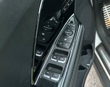 Белый Киа Niro, объемом двигателя 0 л и пробегом 129 тыс. км за 18950 $, фото 13 на Automoto.ua