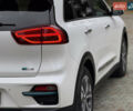 Білий Кіа Niro, об'ємом двигуна 0 л та пробігом 141 тис. км за 19499 $, фото 18 на Automoto.ua