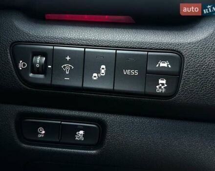 Білий Кіа Niro, об'ємом двигуна 0 л та пробігом 62 тис. км за 24400 $, фото 34 на Automoto.ua