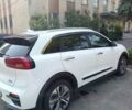 Белый Киа Niro, объемом двигателя 0 л и пробегом 120 тыс. км за 21000 $, фото 5 на Automoto.ua